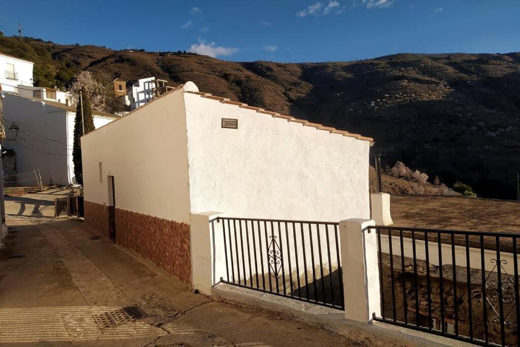 Вілла Casa Don Quijote Polopos Екстер'єр фото